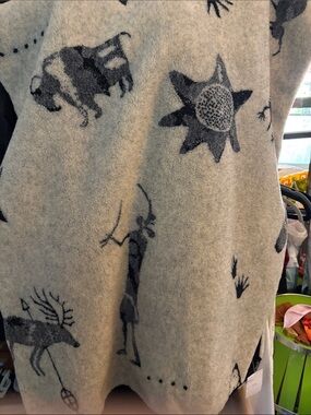 EMi Light Gray Patterned petroglyphs Throw with Buffalo & Sun Motifs. BG204